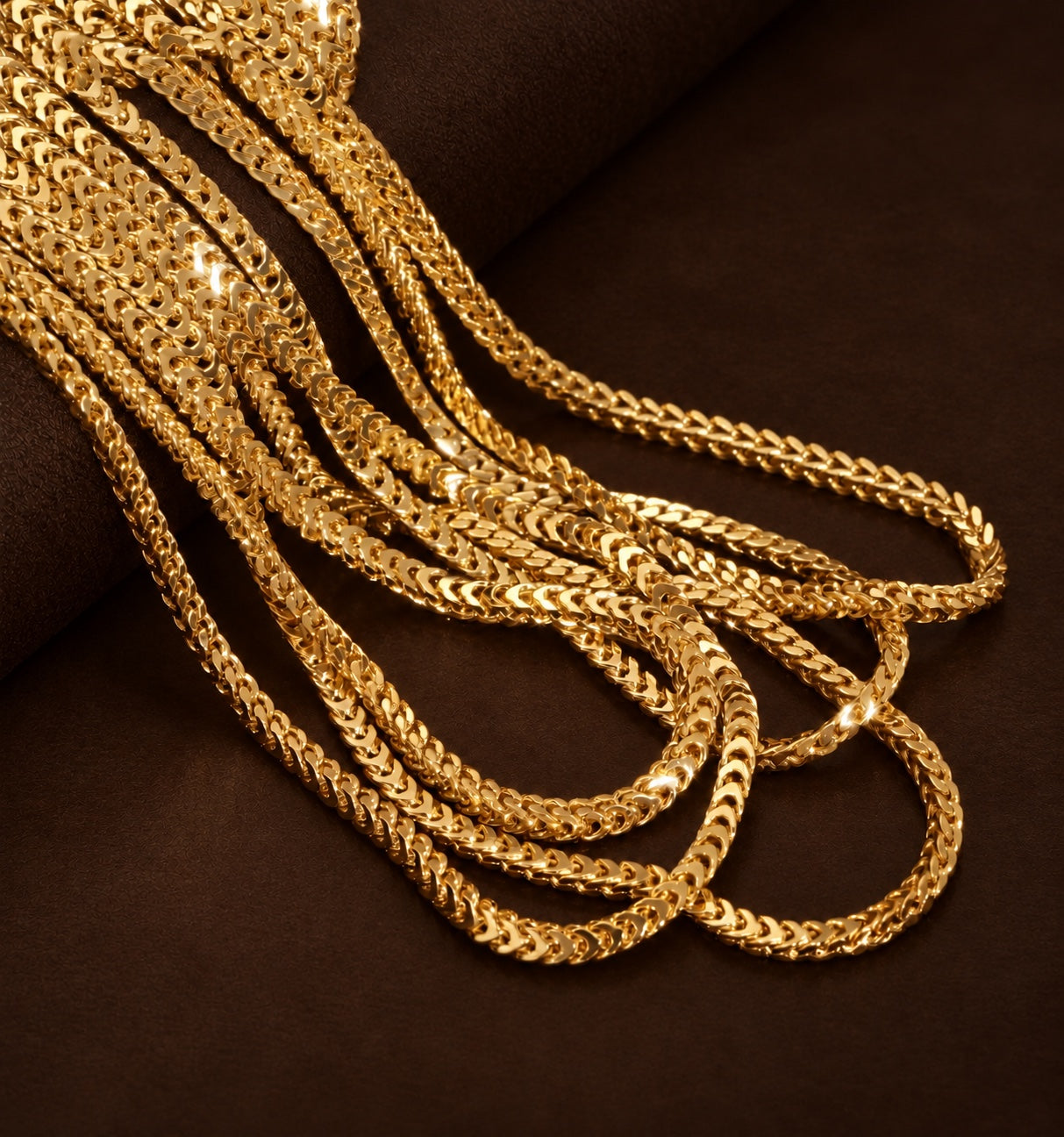 Chains jewelry collection